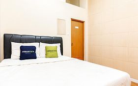 Urbanview Hotel Residence 446 Tanjung Duren